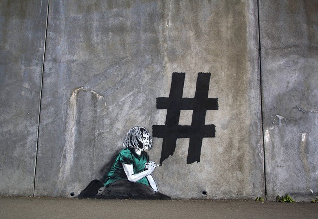 Social-Media-Culture-Meets-Street-Art_6-640x442